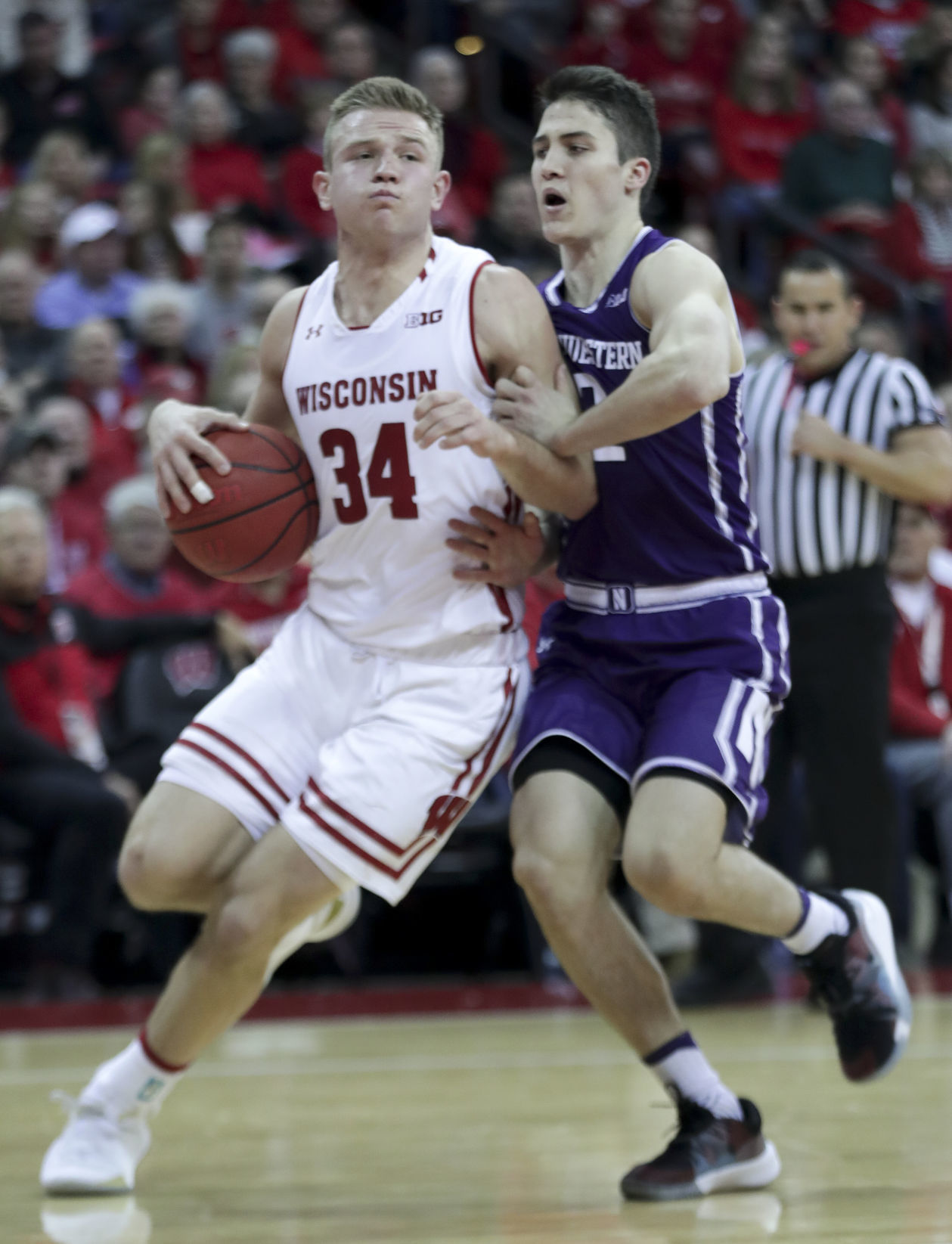 Badgers 62, Wildcats 46